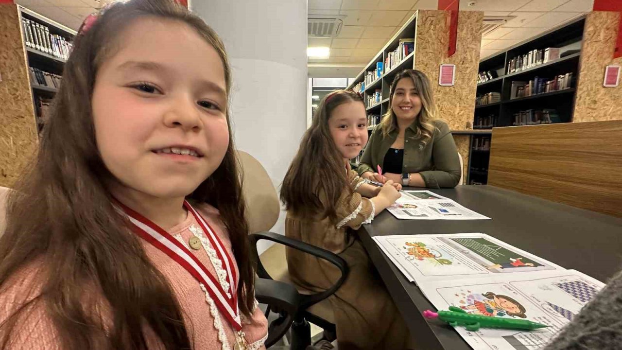 Matematikte dünya şampiyonu 8 yaşındaki ikizler üst üste rekor kırdı