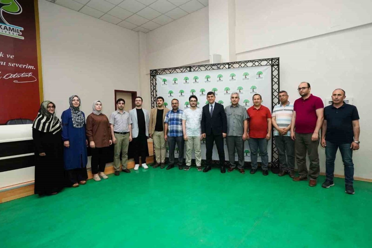 Dereceye giren öğrenciler ödüllendirildi