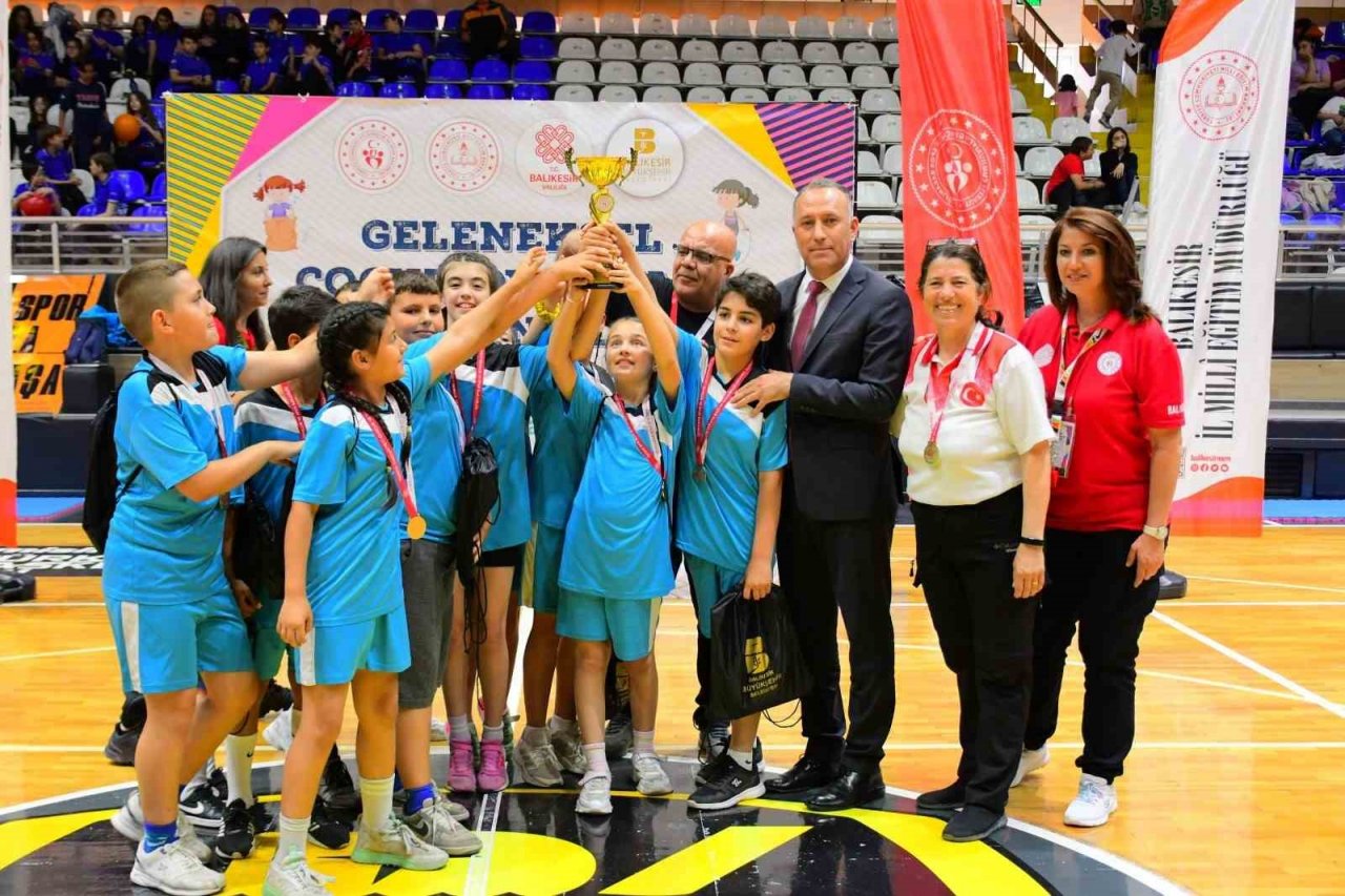 Geleneksel Çocuk Oyunlarında coşkulu final