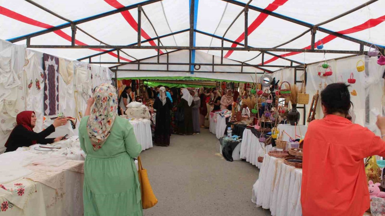 Iğdır’da özel öğrencilerden özel sergi