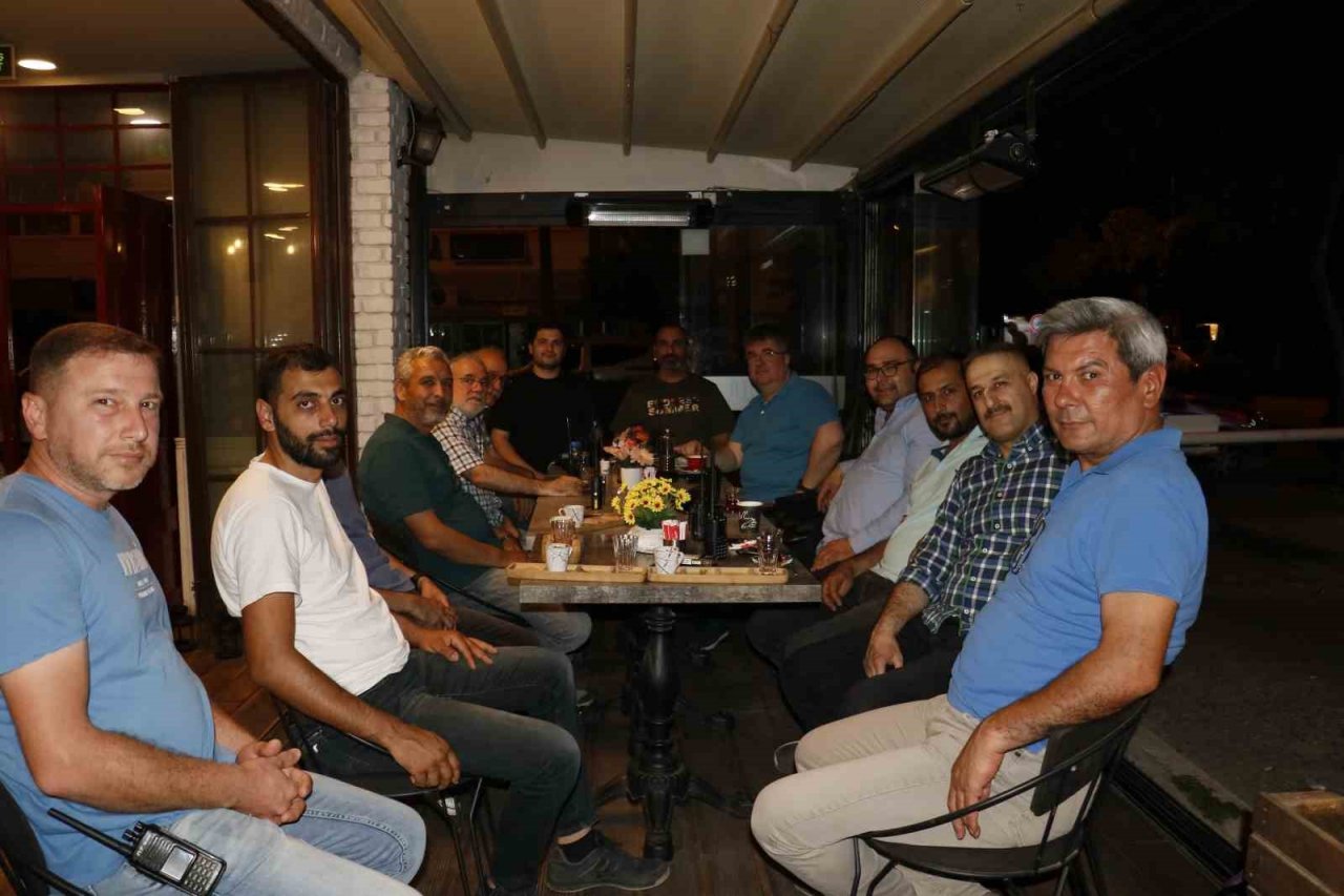 Depremde amatör telsizciler haberleşmede büyük rol oynadı