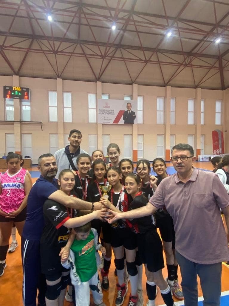 Geleceğin sultanları filede yarıştı