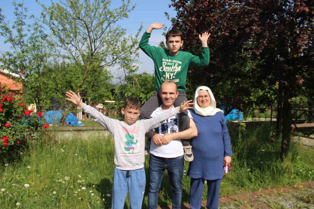 Doktorlar ’Yürüyemez’ demişti, şimdilerde atletizm branşında ter döküyor