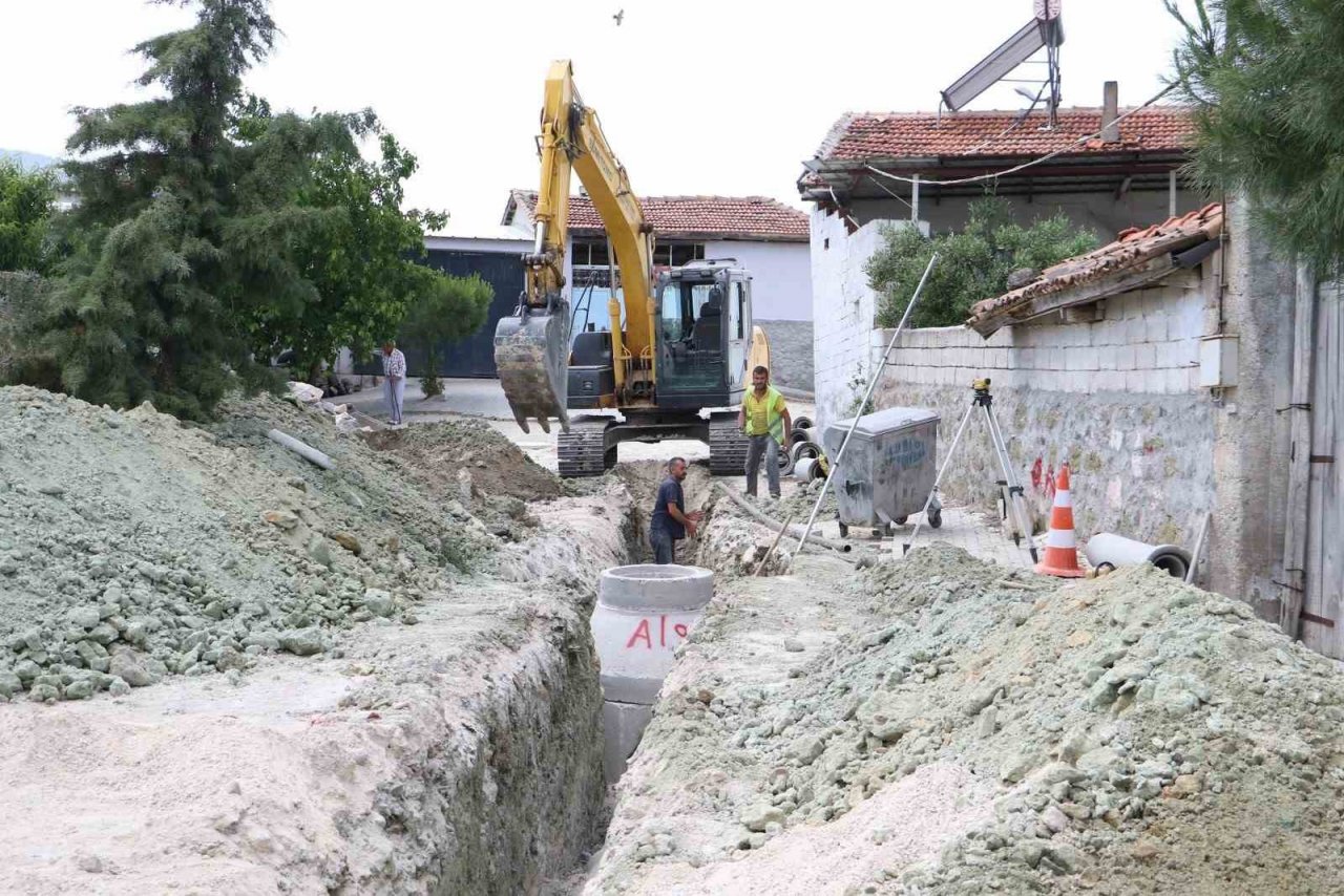 MASKİ bir mahallenin daha alt ve üst yapısını yeniliyor
