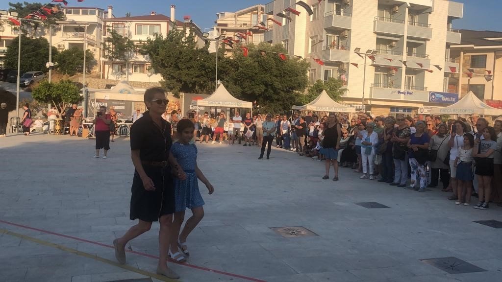 Datça Halk Eğitim Merkezi kursiyerleri hünerlerini sergiledi