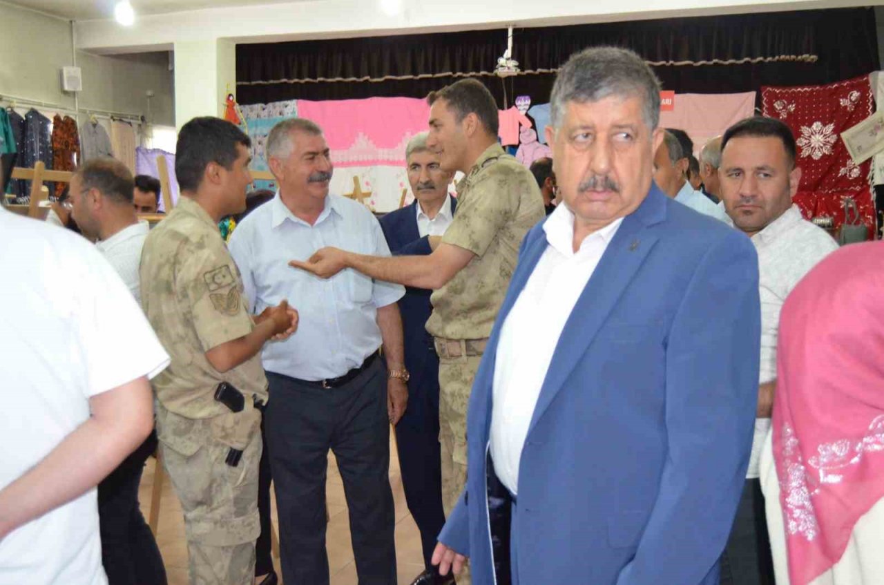 Varto’da yılsonu sergisi