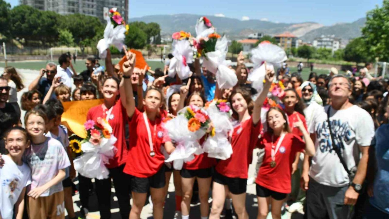 Söke’de şampiyona müthiş karşılama