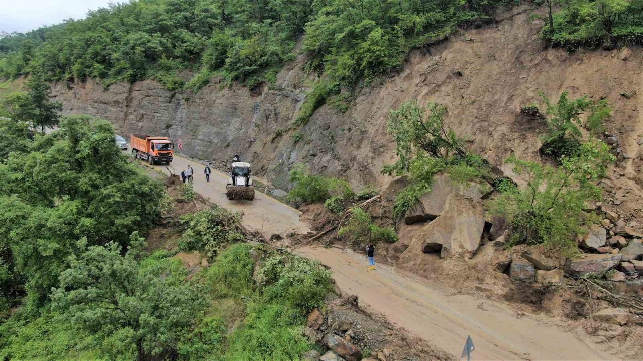 Samsun’da sel ve heyelanla mücadele