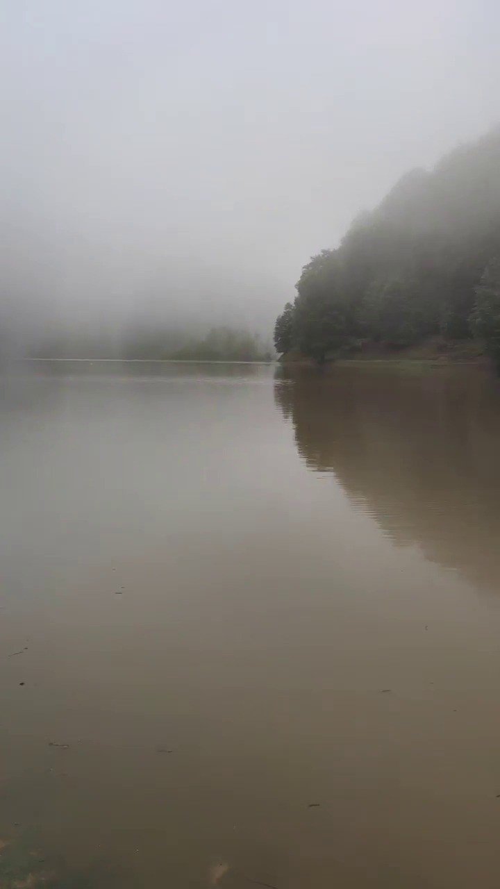 Tokat’ta sağanak yağış gölü taşırdı