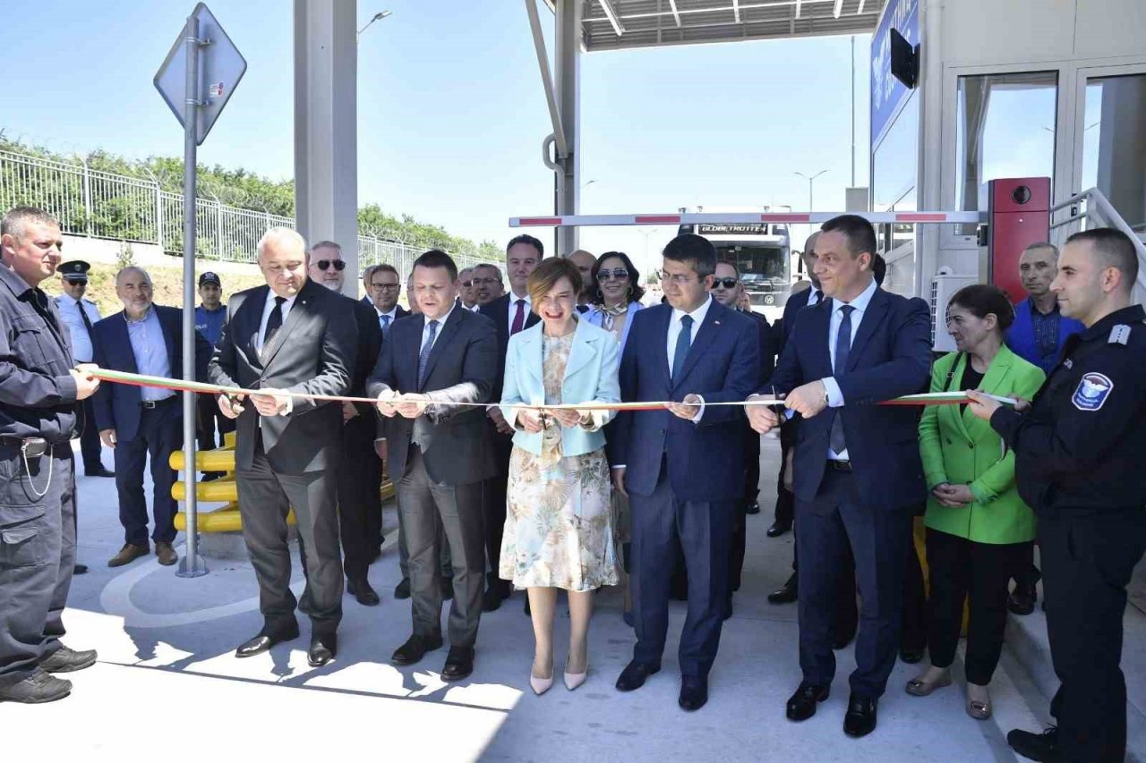 Vali Kırbıyık: “Bu projeler Türkiye ve Bulgaristan arasındaki ticaret hacmini daha da yükseltecektir”