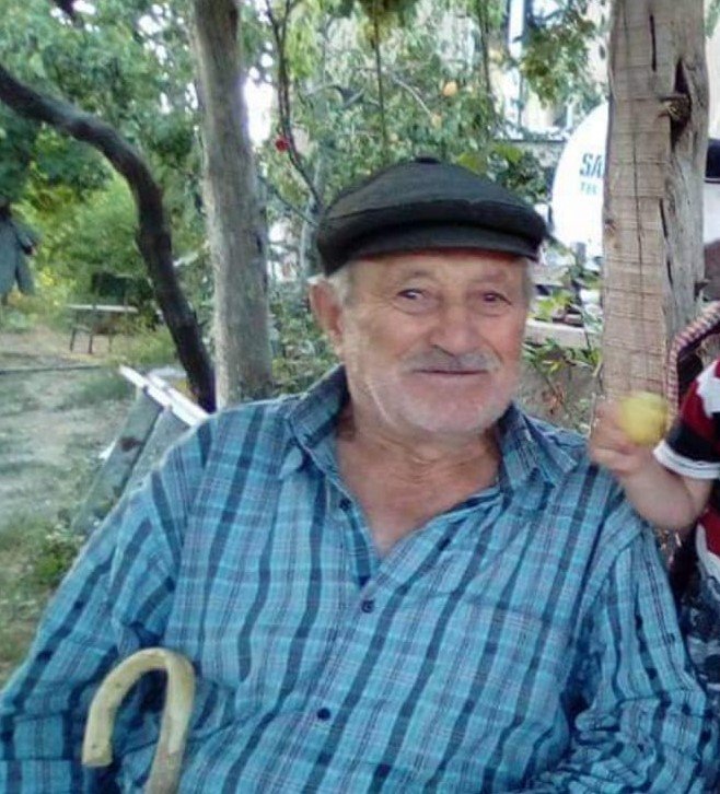 Yanan evden çıkmayan engelli yaşlı adam dumandan zehirlenerek öldü