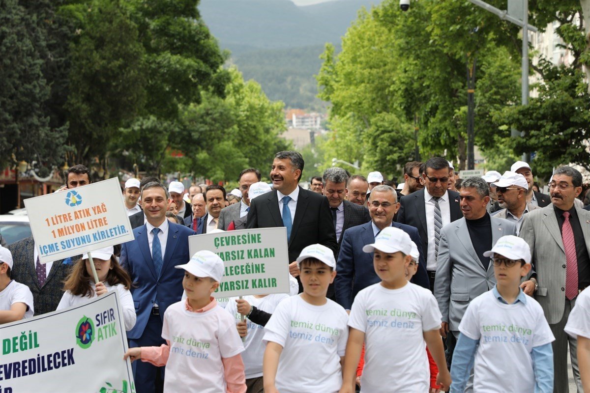 "Hedefimiz; temiz deniz, temiz dünya"