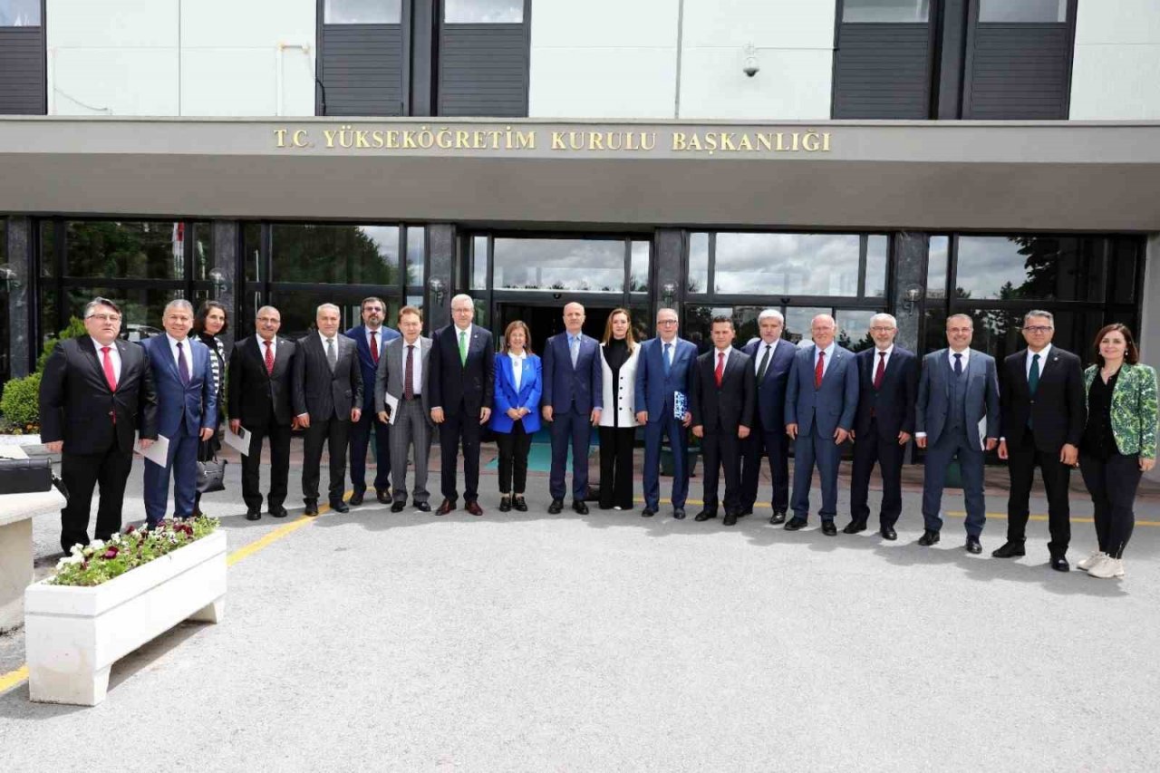 BARÜ, 40’a ulaşan ödülle “Engelsiz Erişimde” örnek üniversiteler arasına girdi