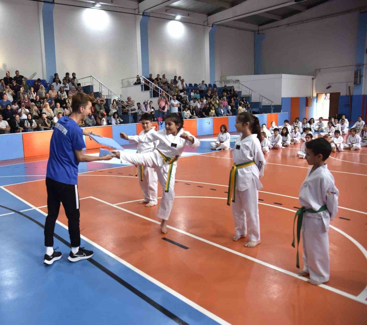 Yunusemreli tekvandocular üst kuşağa terfi etti