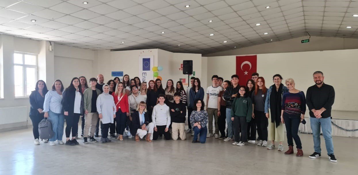 19 Mayıs Anadolu Lisesi ev sahipliğinde Erasmus Plus projesi tamamladı