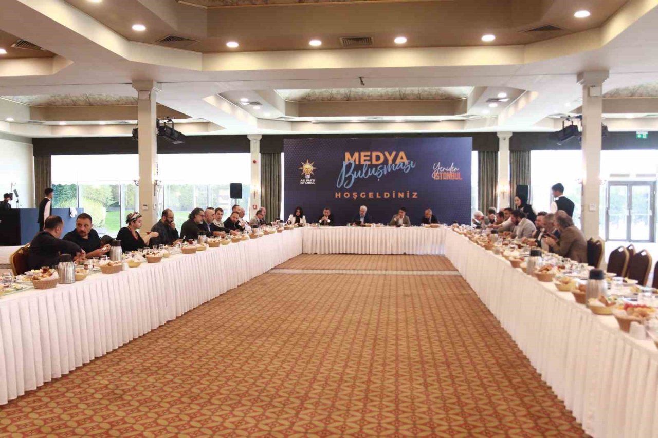 AK Parti "Yeniden İstanbul" sloganı ile 2024 mahalli seçimlerinin startını verdi