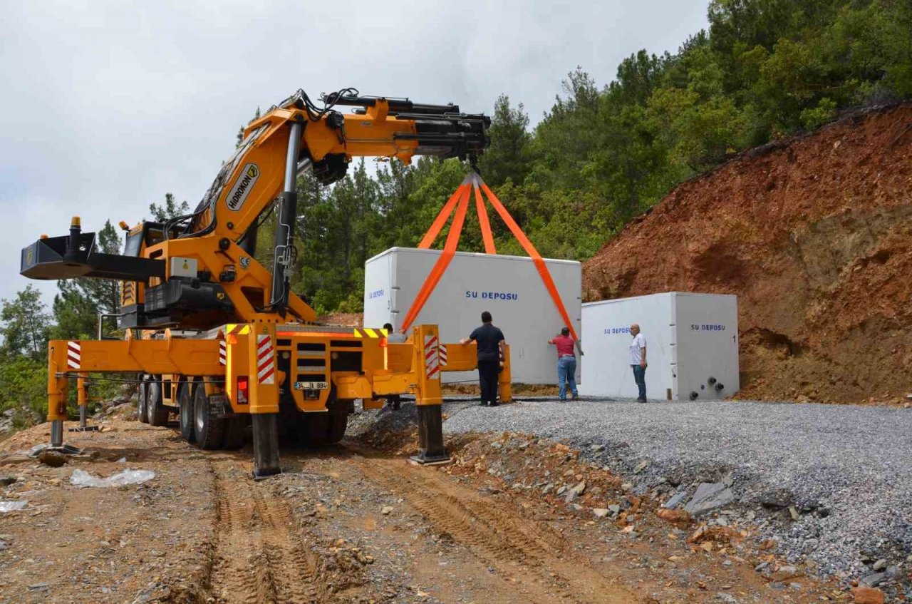 Büyükşehir Belediyesi Akçatı’nın su sorununu çözüyor