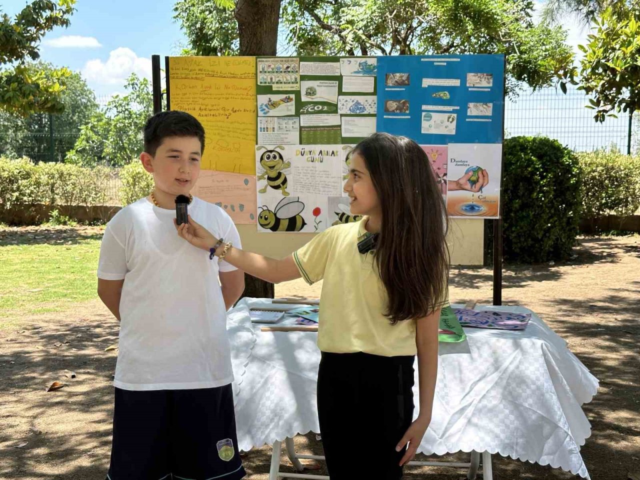 Aydınlı minikler arkadaşlarını çevre konusunda bilgilendirdi