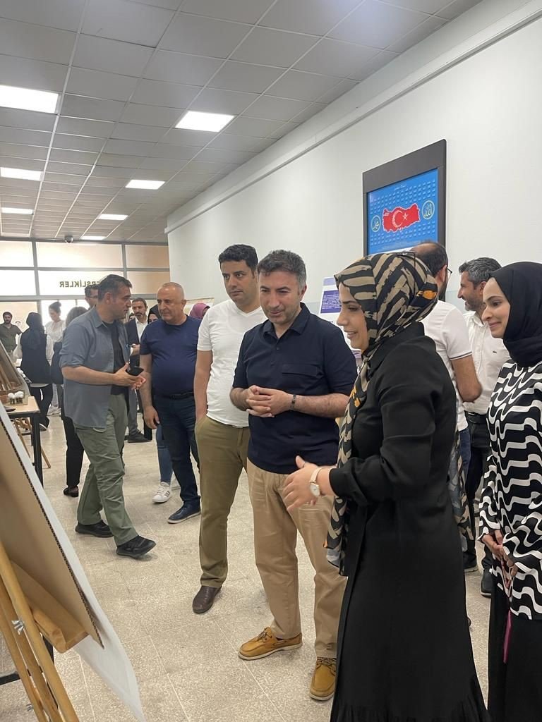 Batman Üniversitesi’nde mezuniyet sergisi