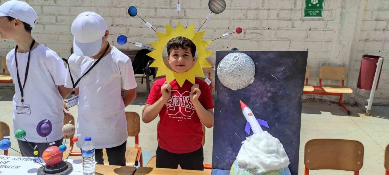 Sason’da öğrencilerin yıl sonu sergisi ilgi gördü