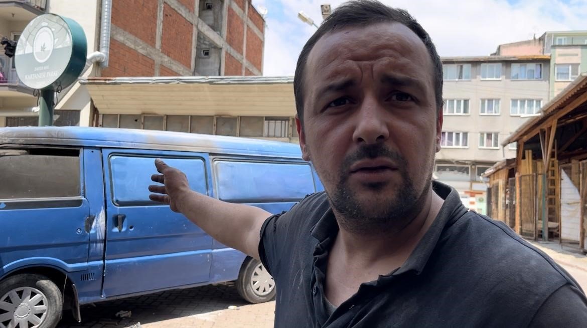 Kendi aracı gibi binip uyuya kaldılar, ateşe verip gittiler