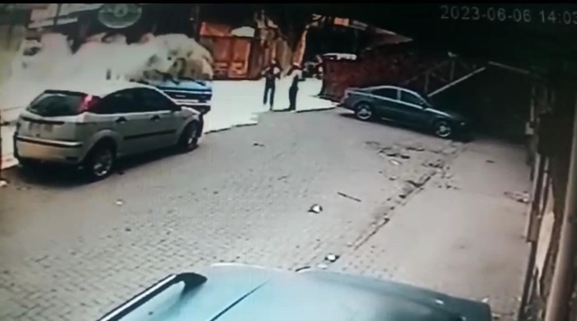 Kendi aracı gibi binip uyuya kaldılar, ateşe verip gittiler