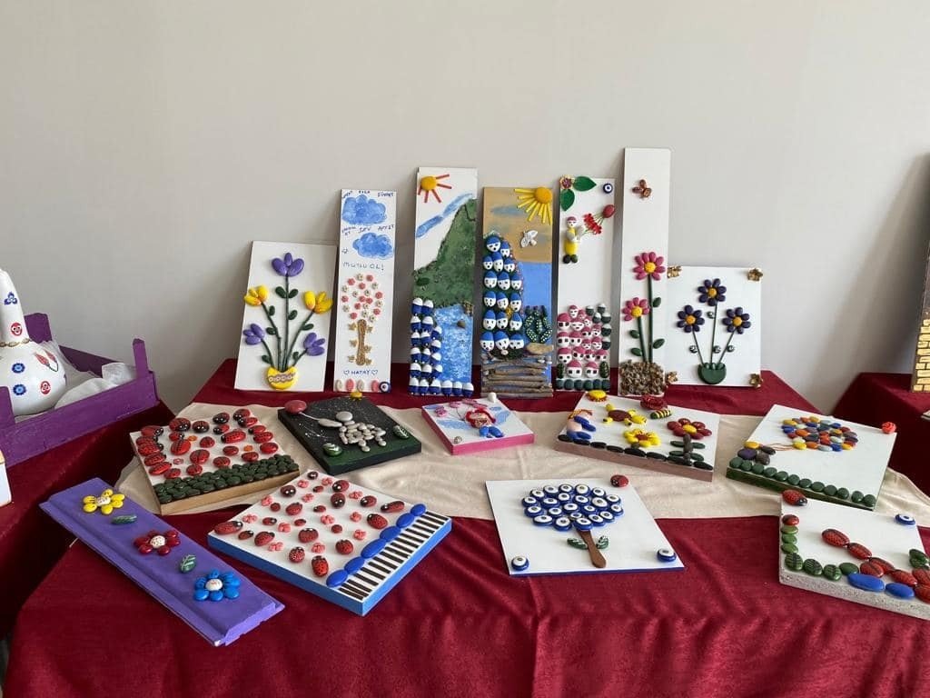 Depremzedelere yönelik kursun sergisi beğenildi