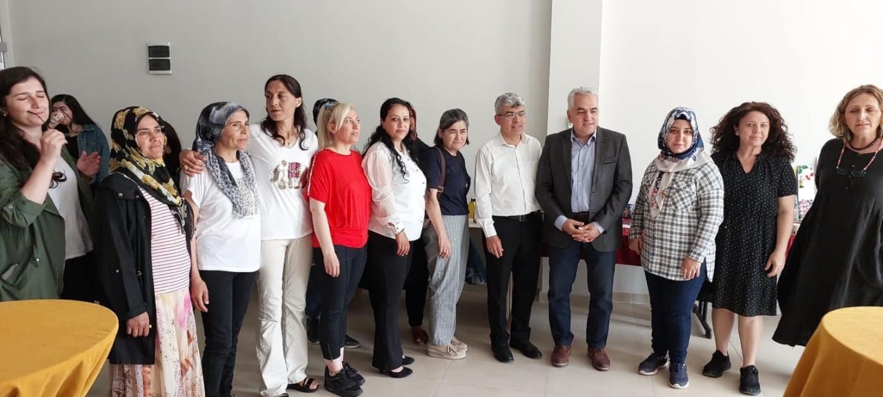 Depremzedelere yönelik kursun sergisi beğenildi