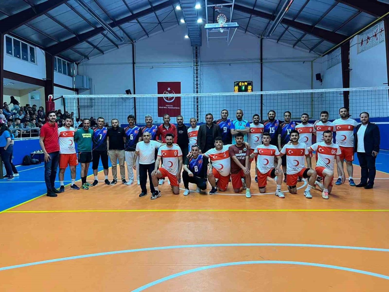 Develi’de voleybol coşkusu