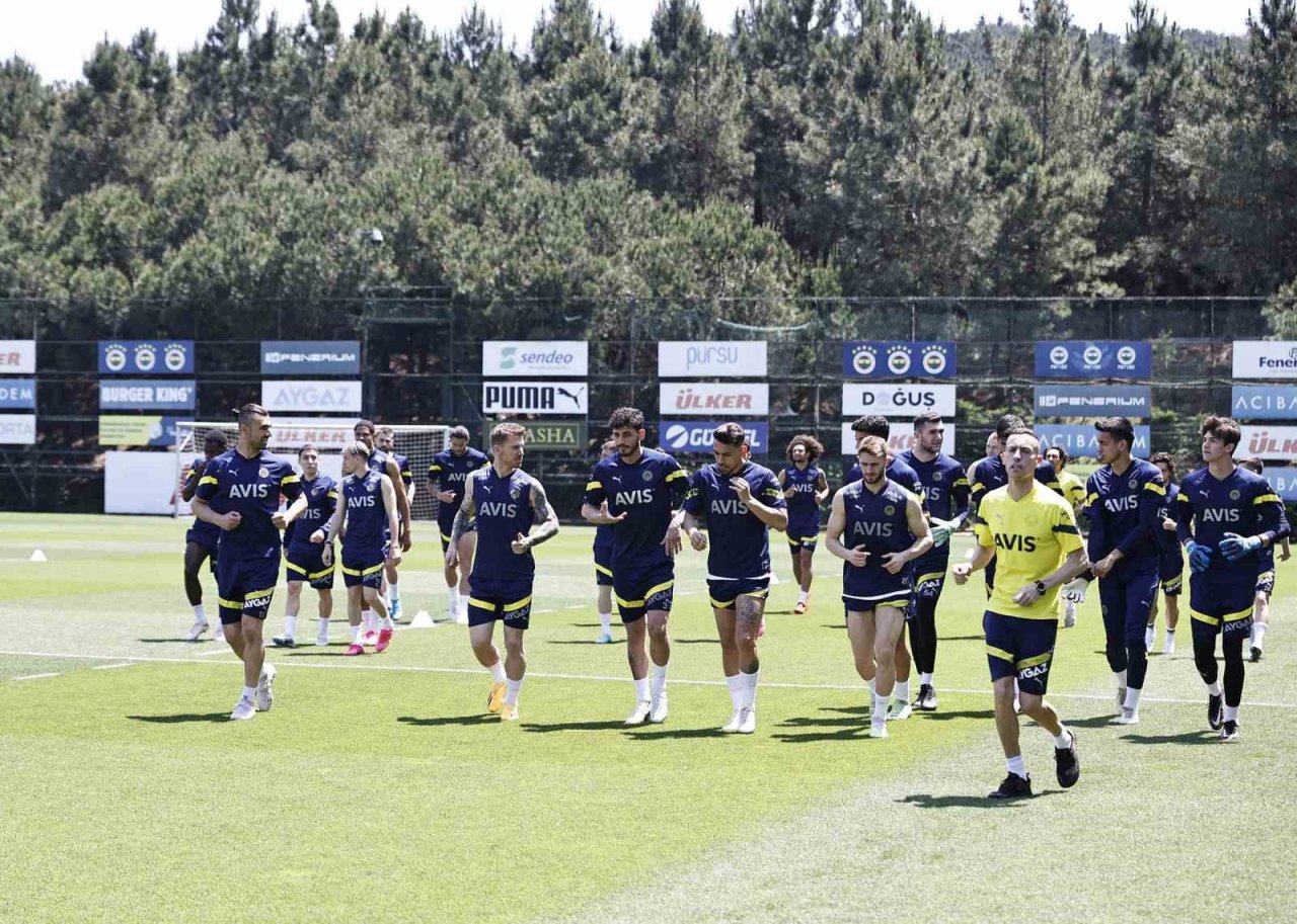 Fenerbahçe’de kupa maçı hazırlıkları sürüyor