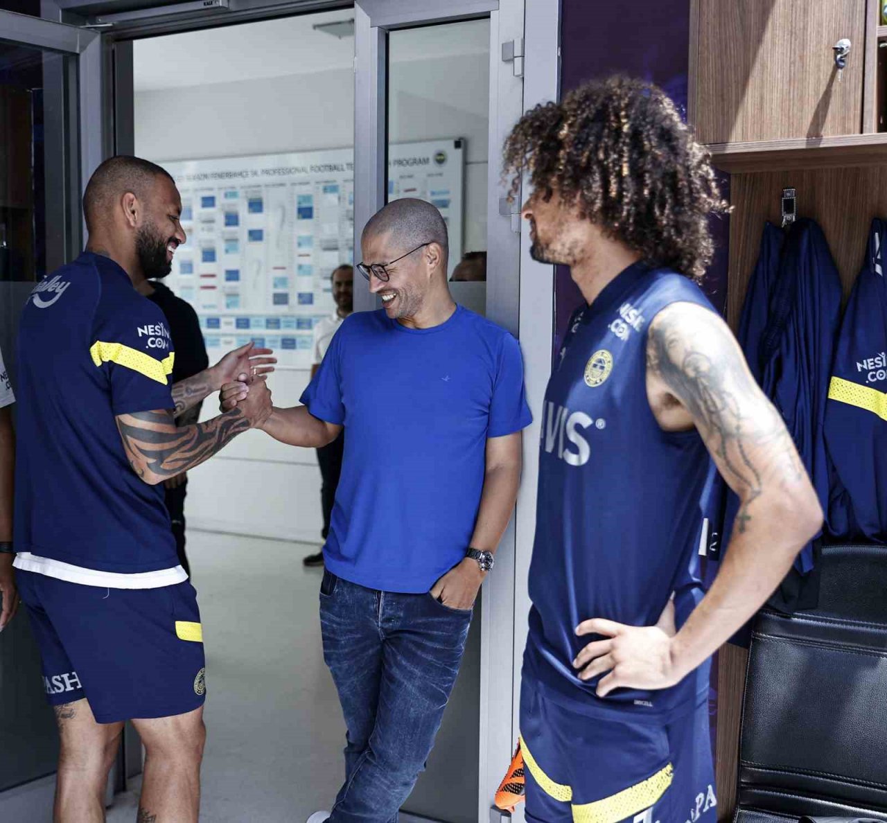 Alex de Souza’dan, Fenerbahçe’ye ziyaret