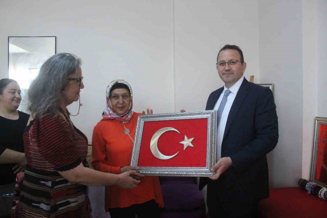 Görele’de ilçe nüfusunun yüzde 18’i Halk Eğitim kurslarına katıldı