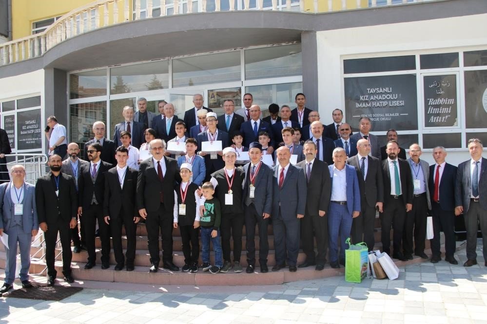 Hafızlık yarışmasında Erzurum’u gururlandırdı