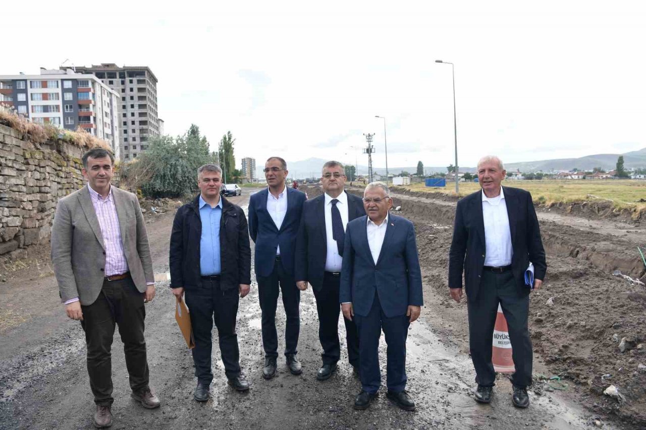 Başkan Büyükkılıç: “Kayseri’mizin bizi seven, güvenen insanlarına ne yapsak az”