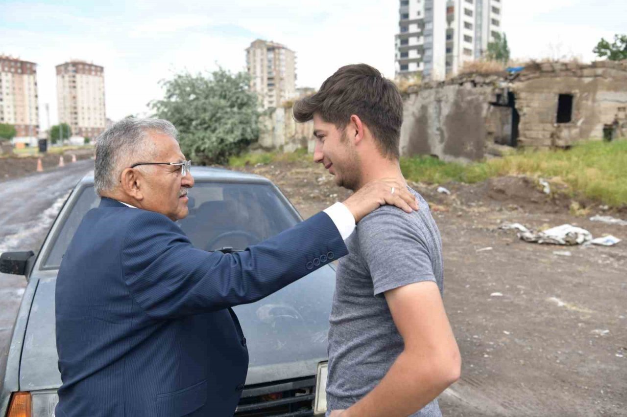 Başkan Büyükkılıç: “Kayseri’mizin bizi seven, güvenen insanlarına ne yapsak az”