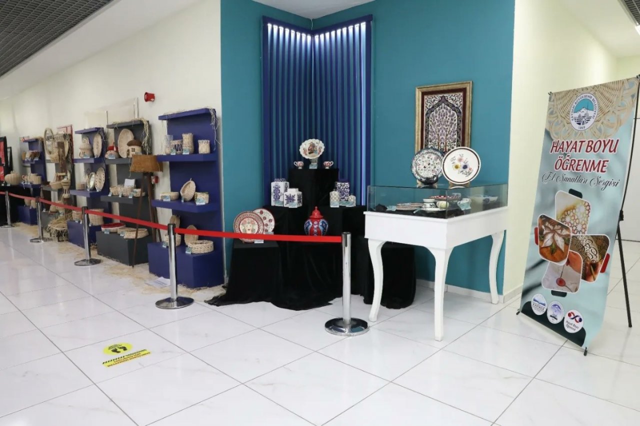 Büyükşehir’den Hayat Boyu Öğrenme Haftası’nda sergi