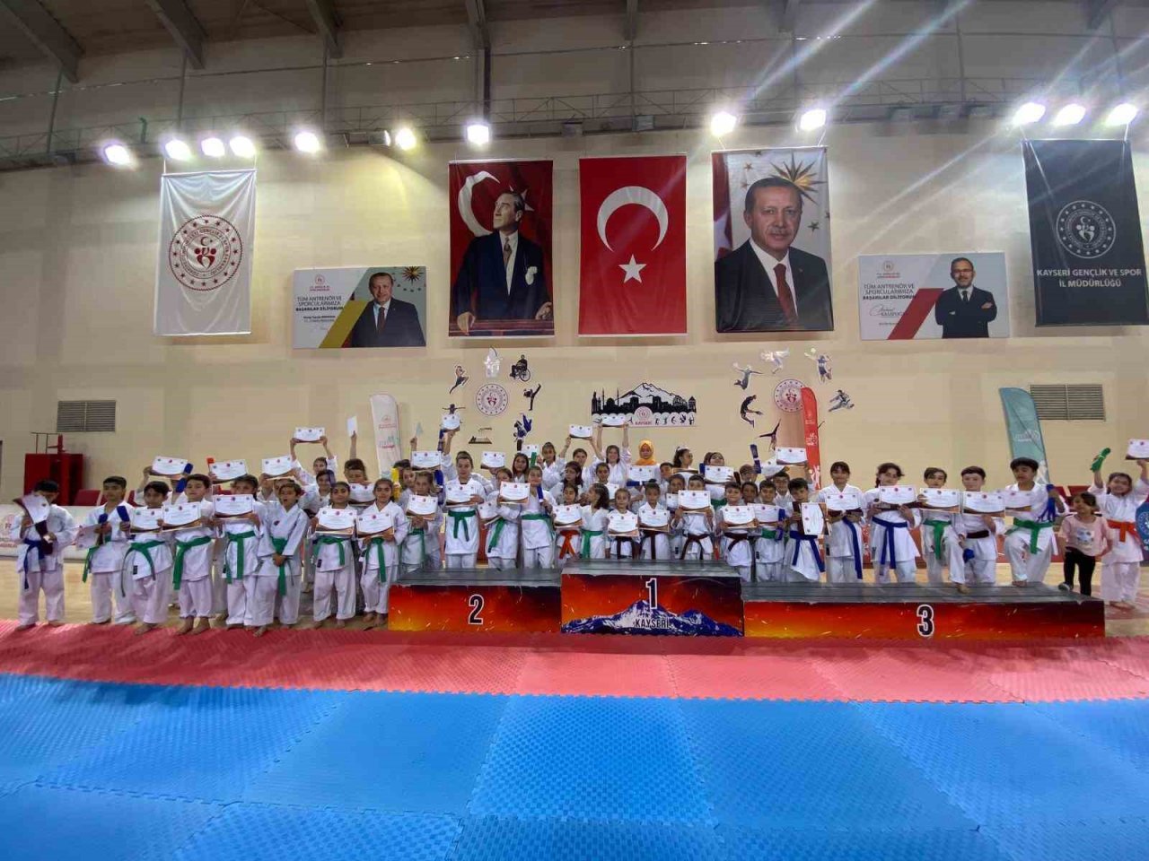 Karatede terfi heyecanı