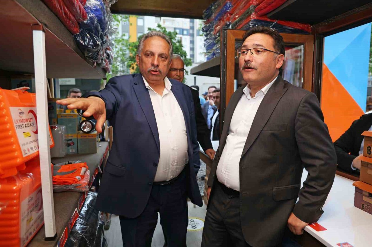 Vali Çiçek, Talas’ın acil durum konteynerini örnek gösterdi