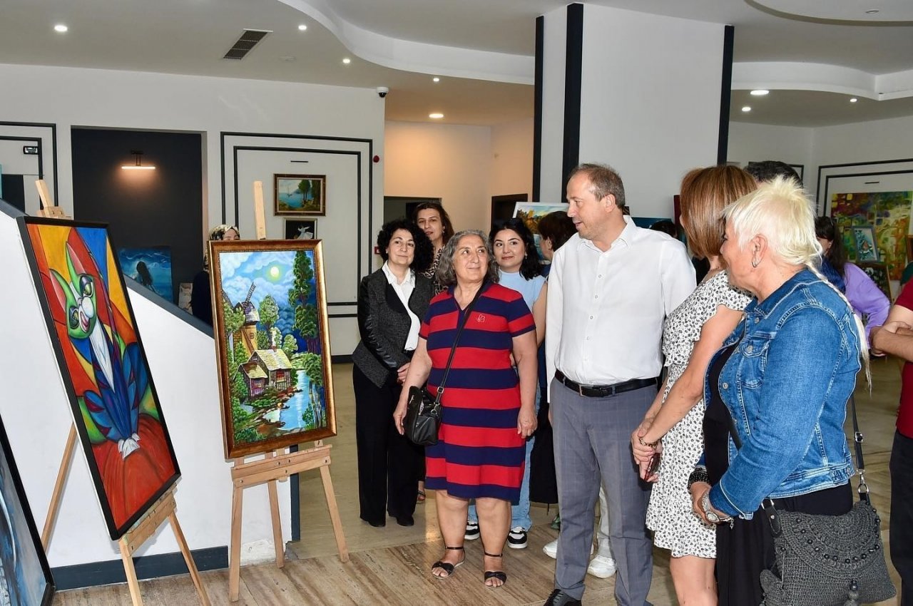Kursiyerlerin yıl sonu gösterisine yoğun ilgi