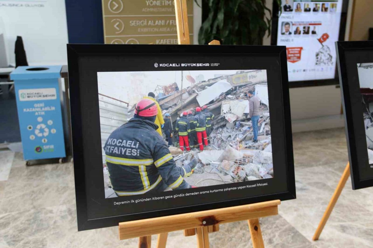 Bu panelde deprem gerçeği konuşuldu
