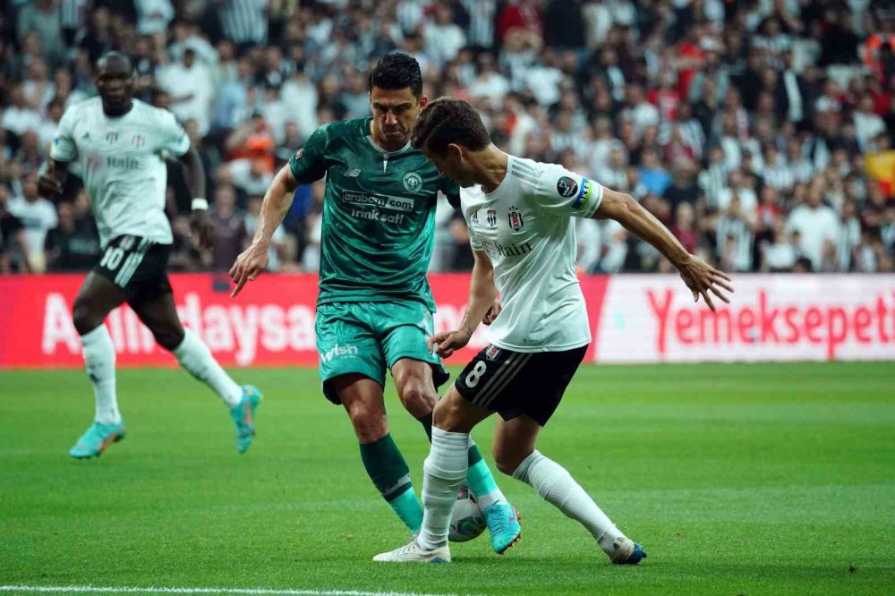 Konyaspor Fenerbahçe'ye çalıştı! Beşiktaş'a boyun eğmedi