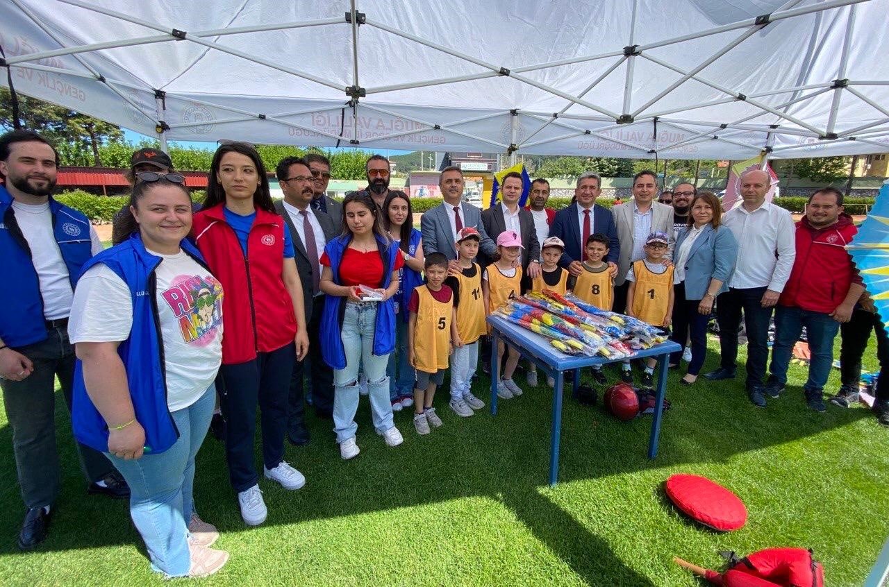 Muğla’da Geleneksel Çocuk Oyunları Şenliği düzenlendi