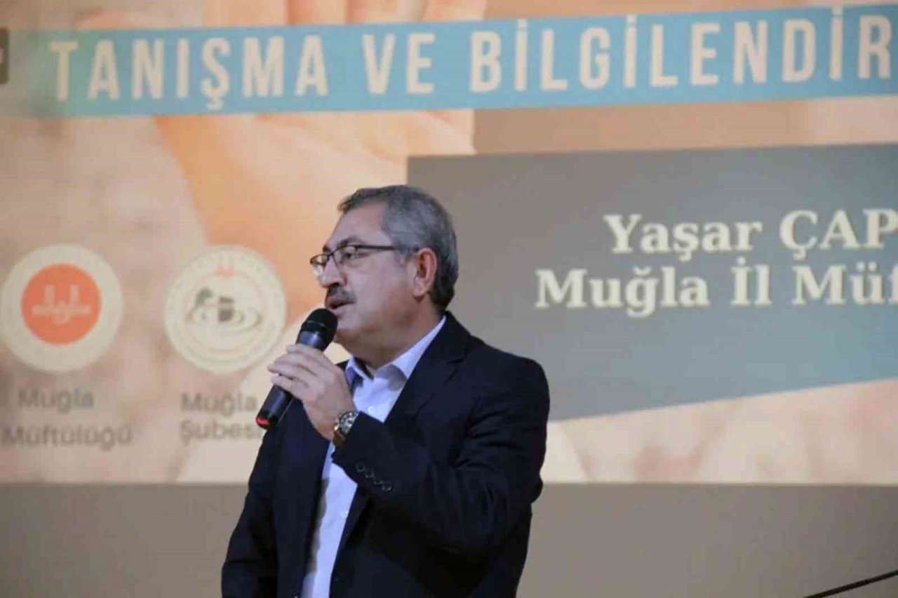 Muğlalı hacı adaylarına bilgilendirme toplantısı