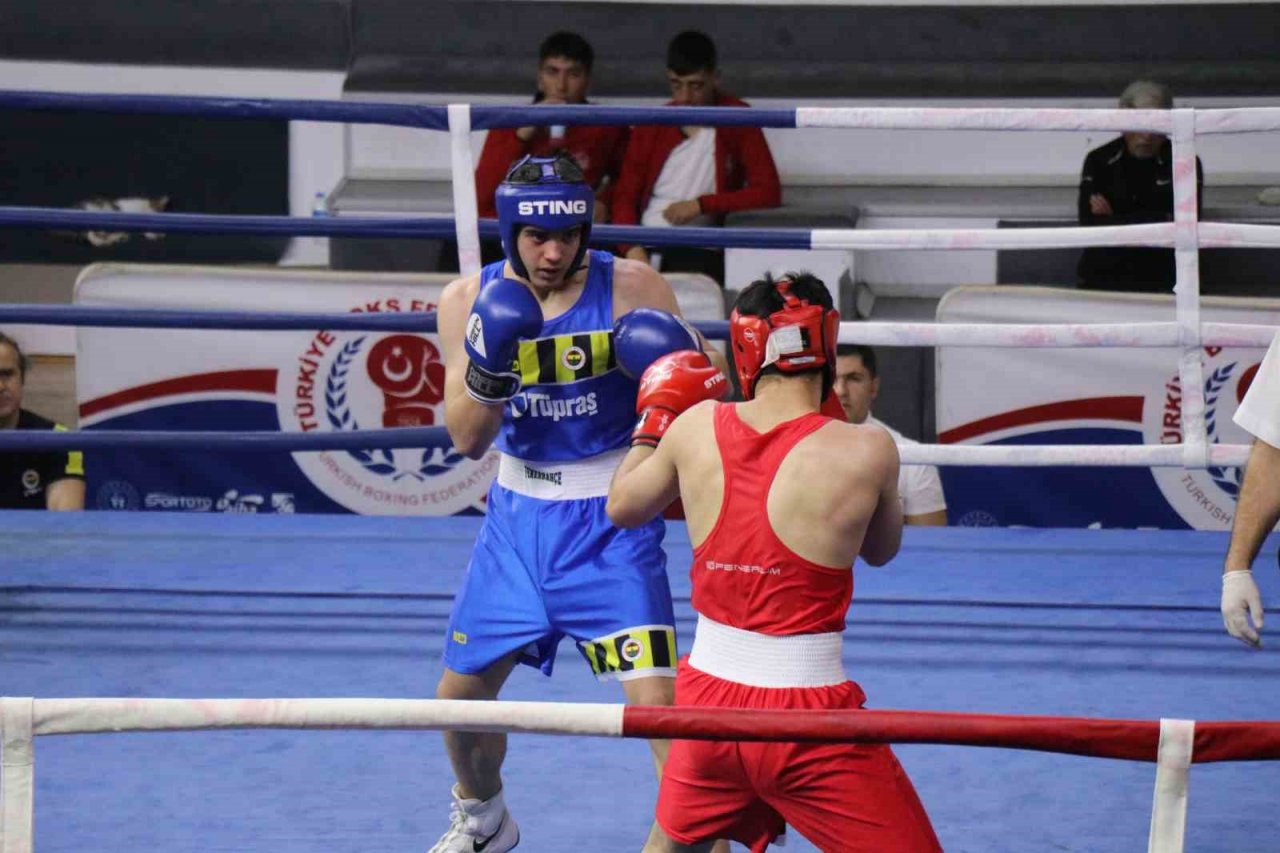 Yıldız Erkekler ve Kadınlar Türkiye Ferdi Boks Şampiyonası tamamlandı
