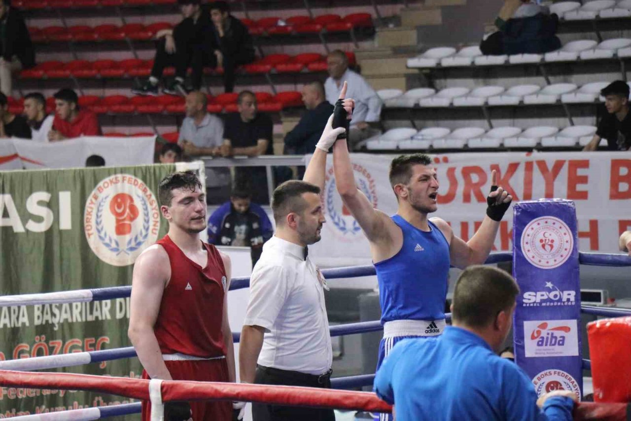 Yıldız Erkekler ve Kadınlar Türkiye Ferdi Boks Şampiyonası tamamlandı