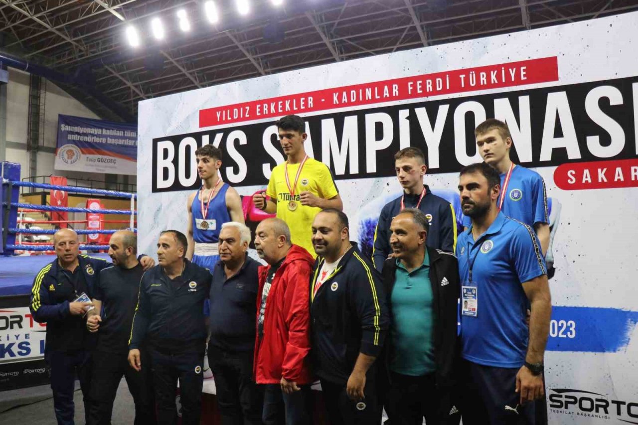 Yıldız Erkekler ve Kadınlar Türkiye Ferdi Boks Şampiyonası tamamlandı