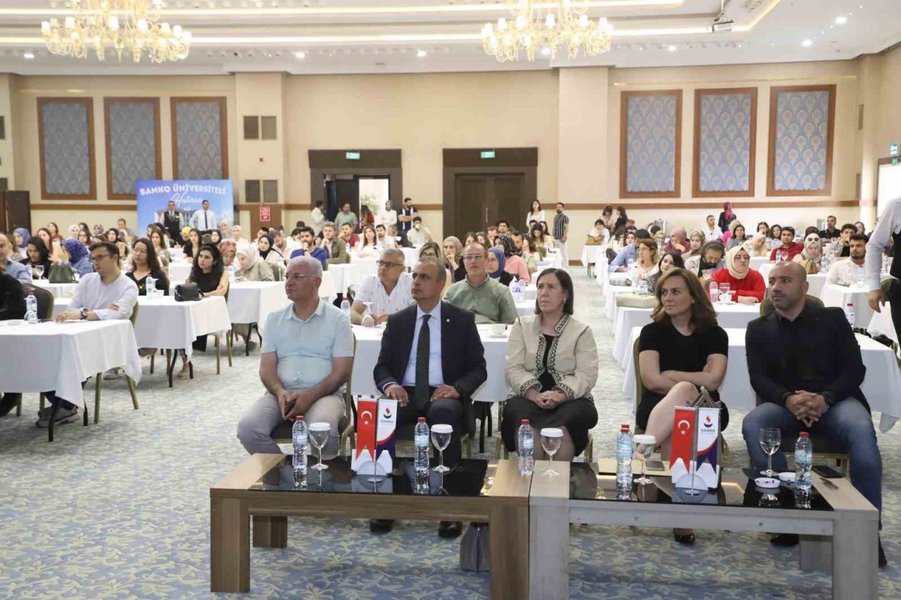 Psikolojik danışman ve rehber öğretmenleri Sanko Üniversitesi’nde buluştu