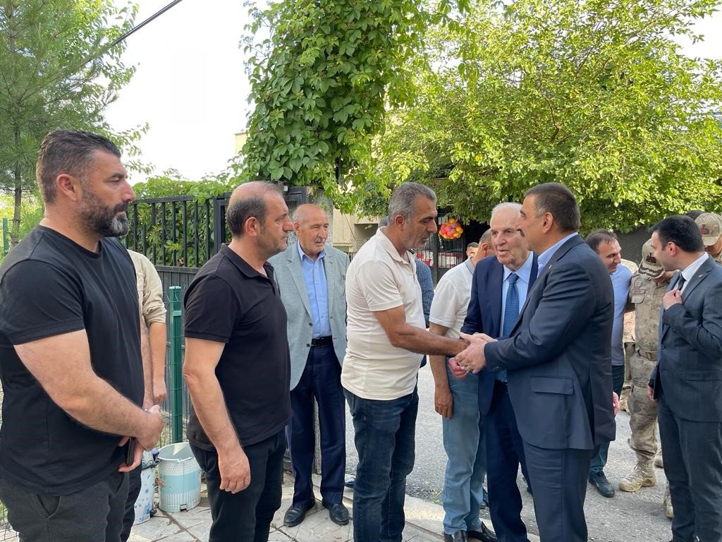 Siirt Valisi Hacıbektaşoğlu’dan taziye ziyareti