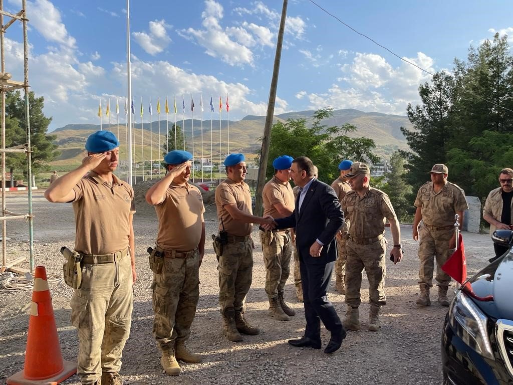 Siirt Valisi Hacıbektaşoğlu’dan taziye ziyareti