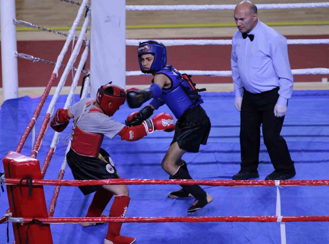 Muay Thai Yıldızlar Türkiye Birinciliği, Sivas’ta başladı